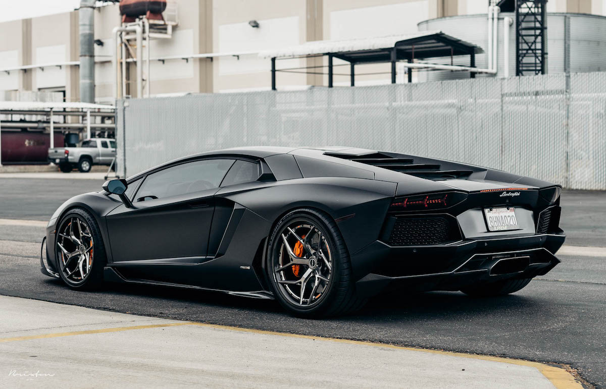 Dymag Carbon Wheels | Brixton Aventador