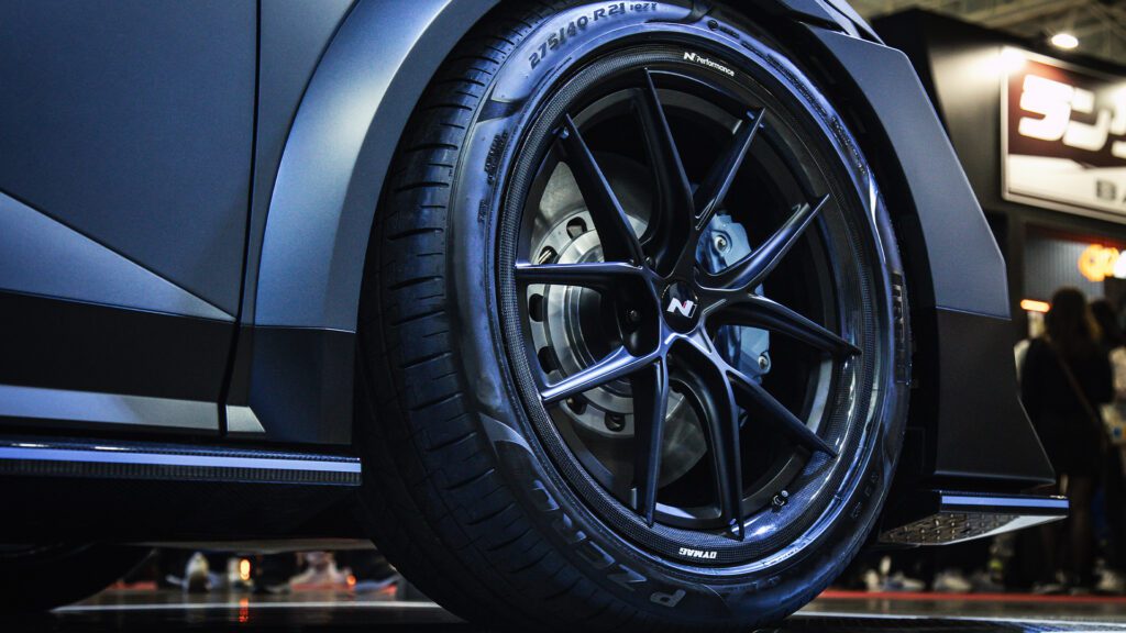 Carbon Hybrid Wheel Technology